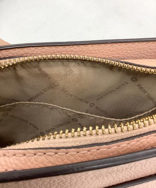 MICHAEL KORS（マイケル・コース）MICHAEL KORS (マイケル・コース) ショルダーバッグ ピンクの古着・服飾アイテム