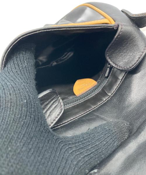 CELINE（セリーヌ）CELINE (セリーヌ) ショルダーバッグ ブラックの古着・服飾アイテム