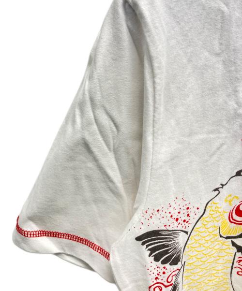 EVISU（エヴィス）EVISU (エヴィス) 半袖カットソー ホワイト×レッド サイズ:M 未使用品の古着・服飾アイテム