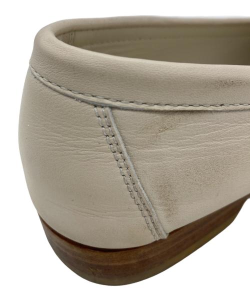 Salvatore Ferragamo（サルヴァトーレ フェラガモ）Salvatore Ferragamo (サルヴァトーレ フェラガモ) ローファー ベージュ サイズ:SIZE Freeの古着・服飾アイテム