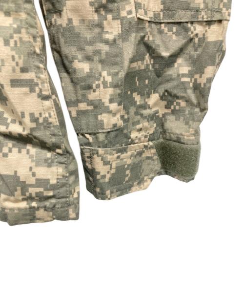 BETHEL INDUSTRIES（ベクセル・インダストリーズ）BETHEL INDUSTRIES (ベクセル・インダストリーズ) ミリタリージャケット グリーン×ベージュ サイズ:S-Lの古着・服飾アイテム