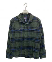 Patagonia（パタゴニア）の古着「長袖シャツ」｜グリーン×ネイビー