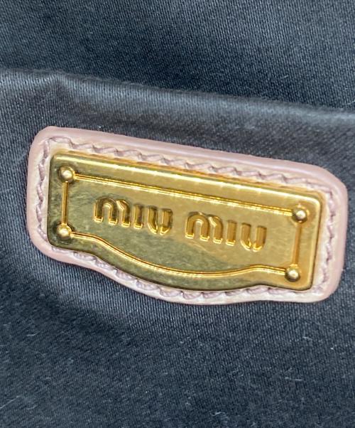 MIU MIU（ミュウミュウ）MIU MIU (ミュウミュウ) トートバッグ アイボリーの古着・服飾アイテム
