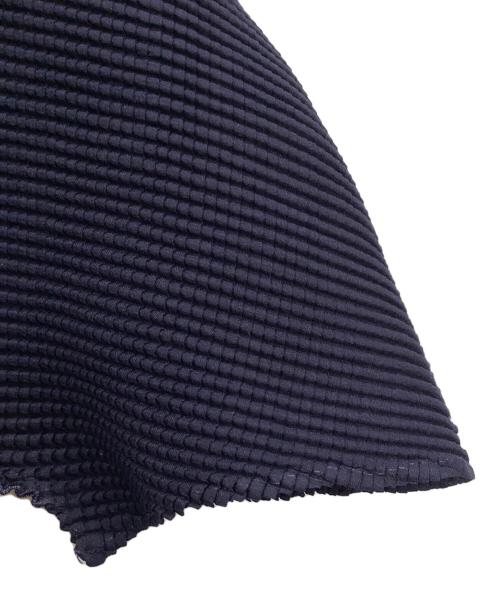 me ISSEY MIYAKE（ミーイッセイ ミヤケ）me ISSEY MIYAKE (ミーイッセイ ミヤケ) 半袖ブラウス ネイビー サイズ:SIZE Freeの古着・服飾アイテム