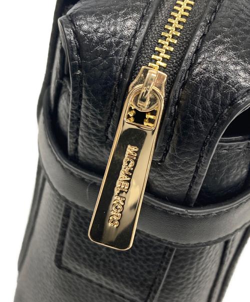 MICHAEL KORS（マイケルコース）MICHAEL KORS (マイケルコース) ハンドバッグ ブラックの古着・服飾アイテム