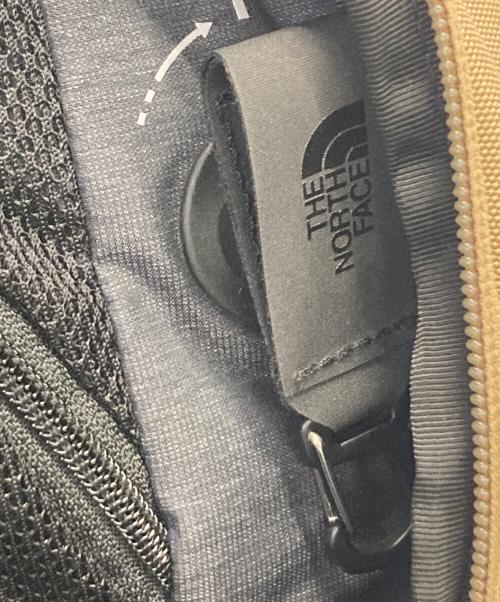 THE NORTH FACE（ザ ノース フェイス）THE NORTH FACE (ザ ノース フェイス) ワンショルダーバッグ アイボリーの古着・服飾アイテム