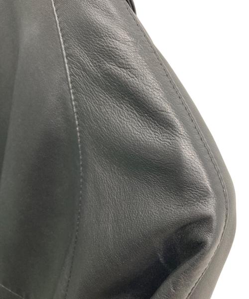 quattrocchi（クアトロッキ）quattrocchi (クアトロッキ) シープレザージャケット ブラック サイズ:SIZE 44の古着・服飾アイテム
