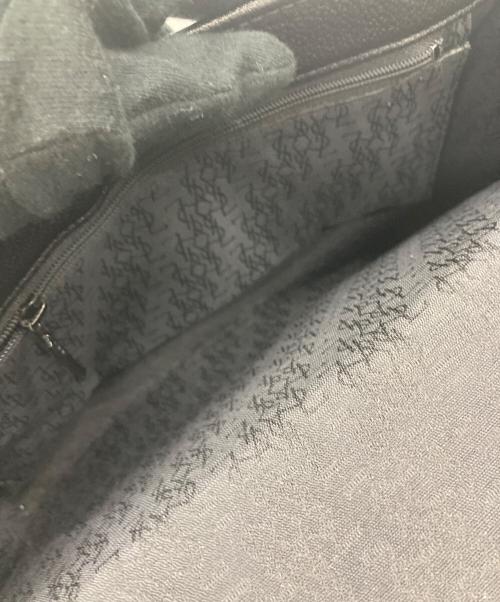 Yves Saint Laurent（イヴサンローラン）Yves Saint Laurent (イヴサンローラン) ショルダーバッグ ブラックの古着・服飾アイテム