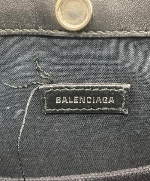 BALENCIAGA（バレンシアガ）BALENCIAGA (バレンシアガ) キャンバスショルダーバッグ ブラックの古着・服飾アイテム
