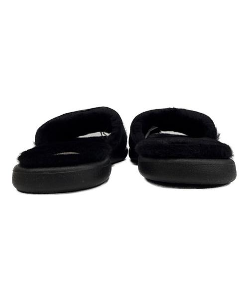 UGG（アグ）UGG (アグ) ムートンフラットサンダル ブラック サイズ:24cmの古着・服飾アイテム