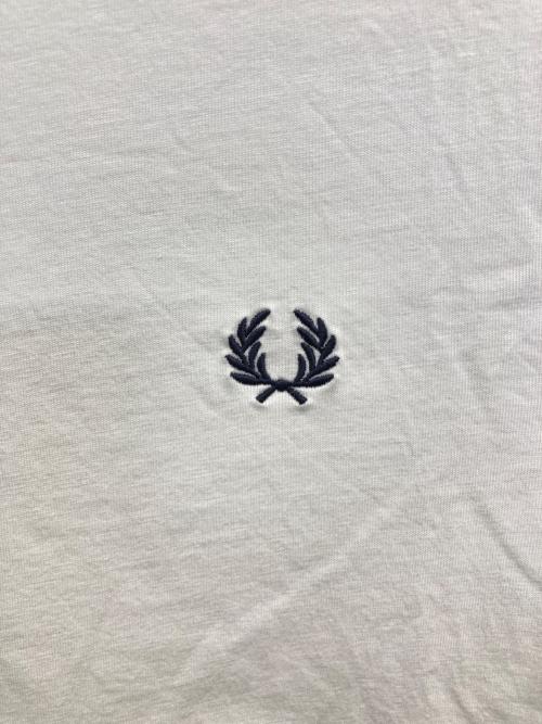 FRED PERRY（フレッドペリー）FRED PERRY (フレッドペリー) 半袖カットソー ホワイト サイズ:Sの古着・服飾アイテム