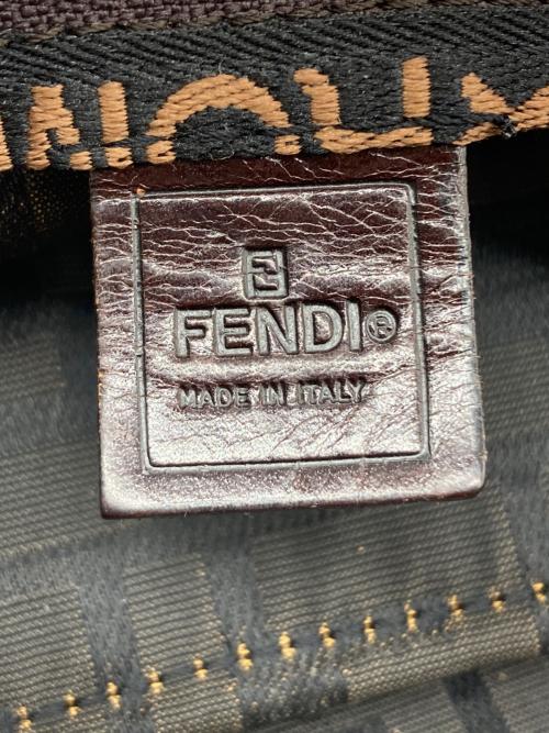 FENDI（フェンディ）FENDI (フェンディ) ハンドバッグ ブラウンの古着・服飾アイテム