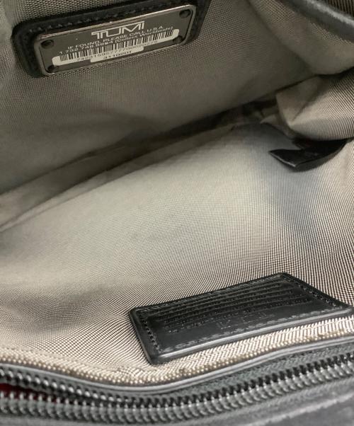 TUMI（トゥミ）TUMI (トゥミ) ショルダーバッグ ブラックの古着・服飾アイテム