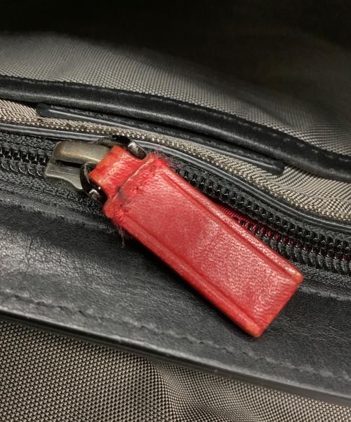 TUMI（トゥミ）TUMI (トゥミ) ショルダーバッグ ブラックの古着・服飾アイテム