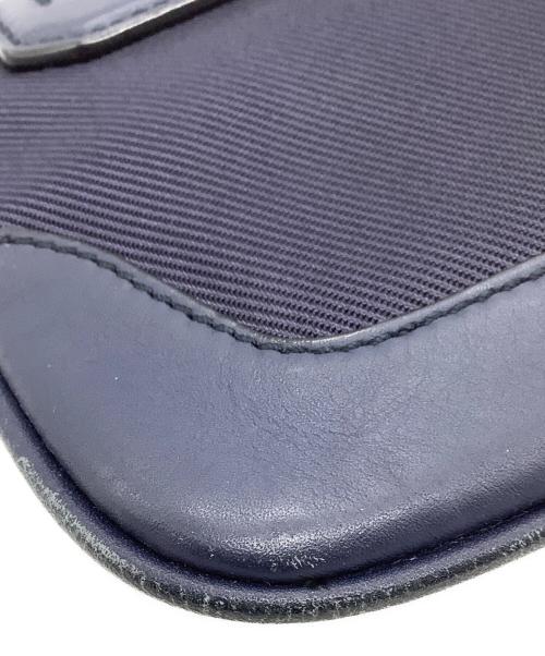 BALLY（バリー）BALLY (バリー) クラッチバッグ ネイビー×レッドの古着・服飾アイテム