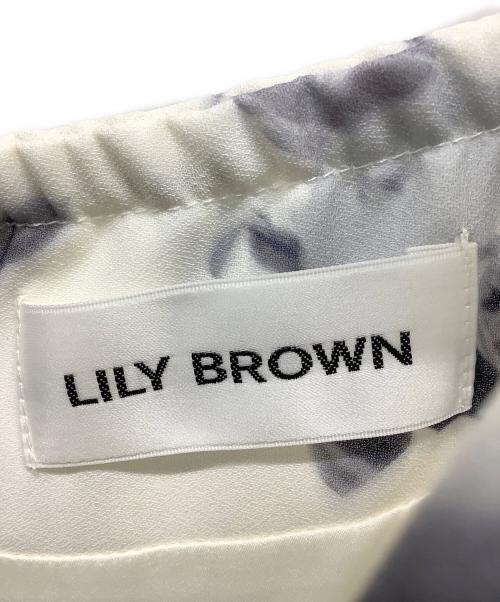 Lily Brown（リリーブラウン）Lily Brown (リリーブラウン) 半袖ワンピース ホワイトの古着・服飾アイテム