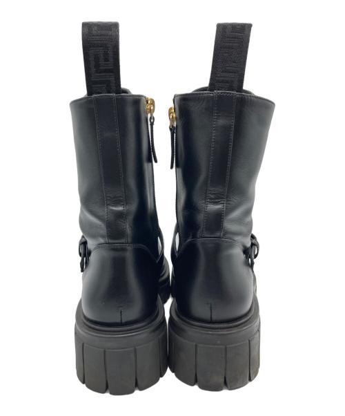 VERSACE（ヴェルサーチェ）VERSACE (ヴェルサーチェ) サイドジップブーツ ブラック サイズ:SIZE 24.5cmの古着・服飾アイテム