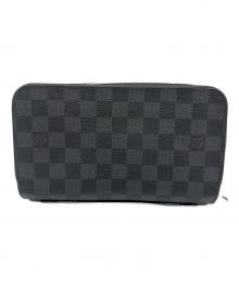 LOUIS VUITTON（ルイ ヴィトン）の古着「ジップ-XL」｜ブラック