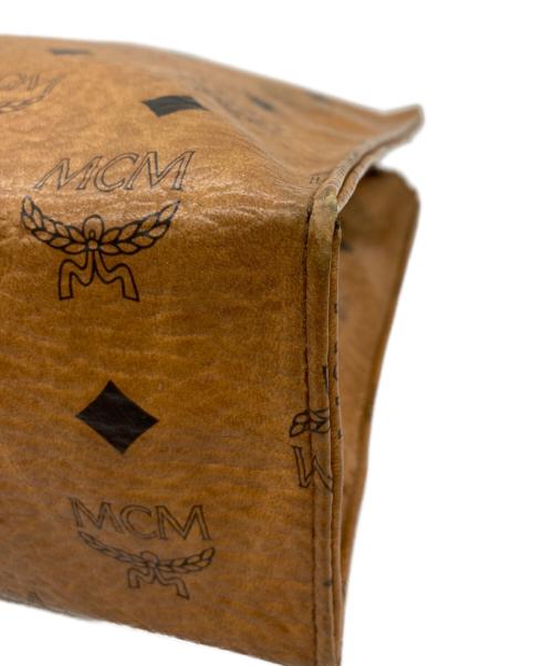 MCM（エムシーエム）MCM (エムシーエム) セカンドバッグ ブラウンの古着・服飾アイテム