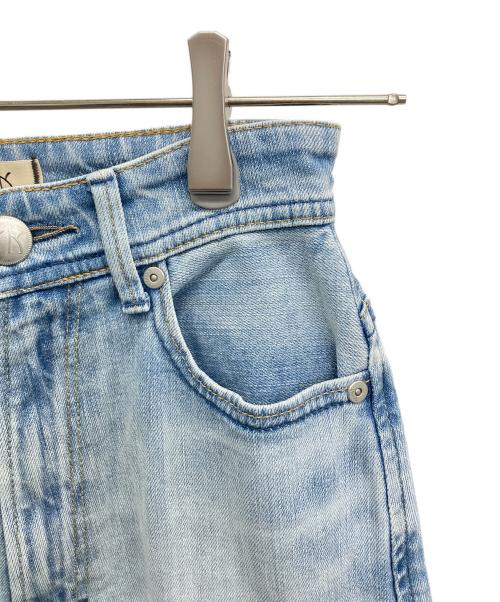 YANUK（ヤヌーク）YANUK (ヤヌーク) デニムパンツ ブルー サイズ:21の古着・服飾アイテム