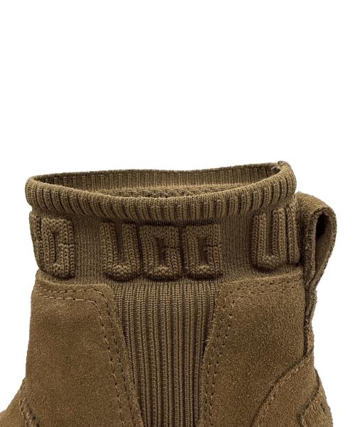 UGG（アグ）UGG (アグ) サイドゴアブーツ オリーブ サイズ:22cmの古着・服飾アイテム
