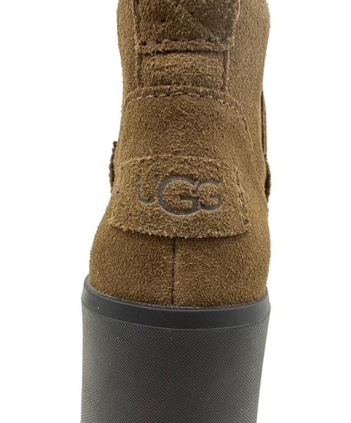 UGG（アグ）UGG (アグ) サイドゴアブーツ オリーブ サイズ:22cmの古着・服飾アイテム