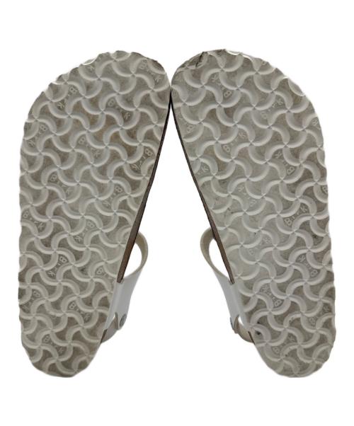 BIRKENSTOCK（ビルケンシュトック）BIRKENSTOCK (ビルケンシュトック) サンダル ブラウン×ホワイト サイズ:25cmの古着・服飾アイテム