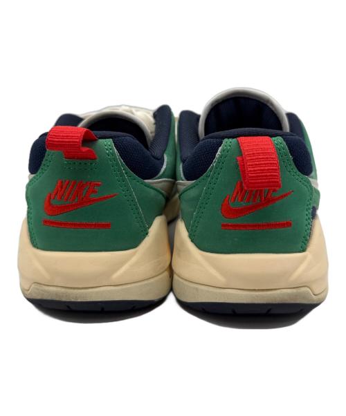 NIKE（ナイキ）NIKE (ナイキ) ローカットスニーカー グリーン×アイボリー サイズ:US 7の古着・服飾アイテム