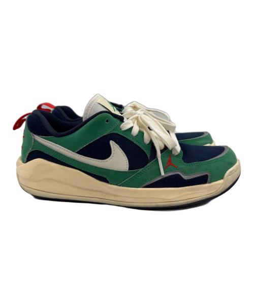 NIKE（ナイキ）NIKE (ナイキ) ローカットスニーカー グリーン×アイボリー サイズ:US 7の古着・服飾アイテム