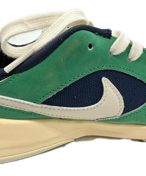 NIKE（ナイキ）NIKE (ナイキ) ローカットスニーカー グリーン×アイボリー サイズ:US 7の古着・服飾アイテム