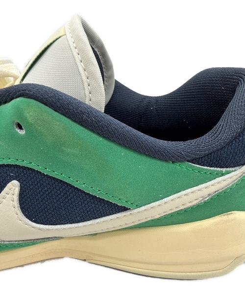 NIKE（ナイキ）NIKE (ナイキ) ローカットスニーカー グリーン×アイボリー サイズ:US 7の古着・服飾アイテム