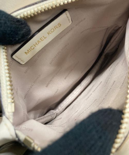 MICHAEL KORS（マイケルコース）MICHAEL KORS (マイケルコース) ハンドバッグ ベージュの古着・服飾アイテム