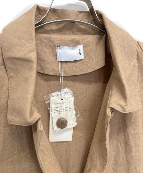 KBF（ケービーエフ）KBF (ケービーエフ) ドレスコート ベージュ サイズ:SIZE ONE 未使用品の古着・服飾アイテム