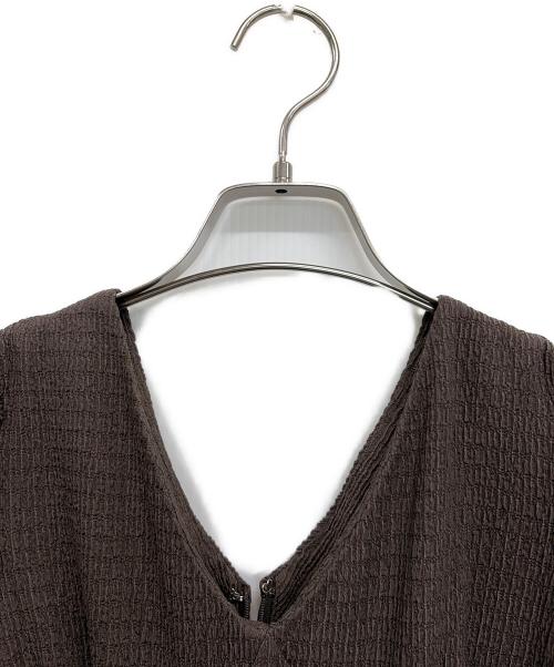 acka（エーシーケーエー）acka (エーシーケーエー) 半袖ワンピース ブラウン サイズ:	SIZE 02の古着・服飾アイテム