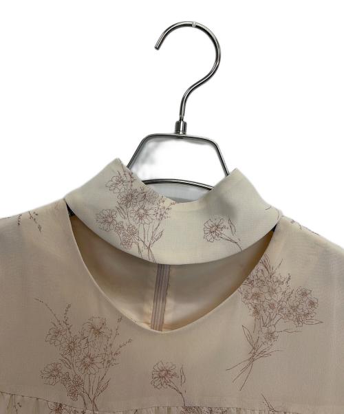 acka（エーシーケーエー）Acka (エーシーケーエー) 長袖ワンピース アイボリー サイズ:	SIZE 2の古着・服飾アイテム