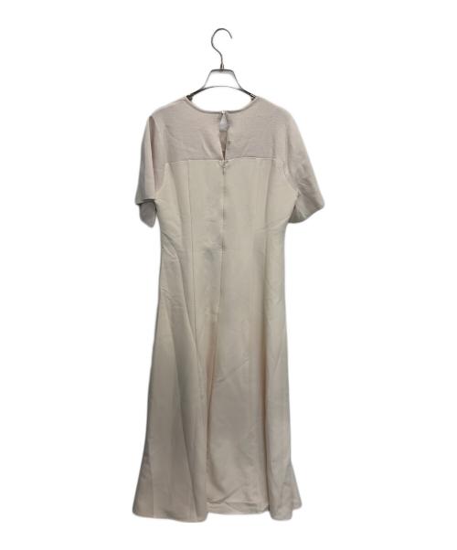 acka（エーシーケーエー）acka (エーシーケーエー) 半袖ワンピース ベージュ サイズ:	SIZE 01 未使用品の古着・服飾アイテム
