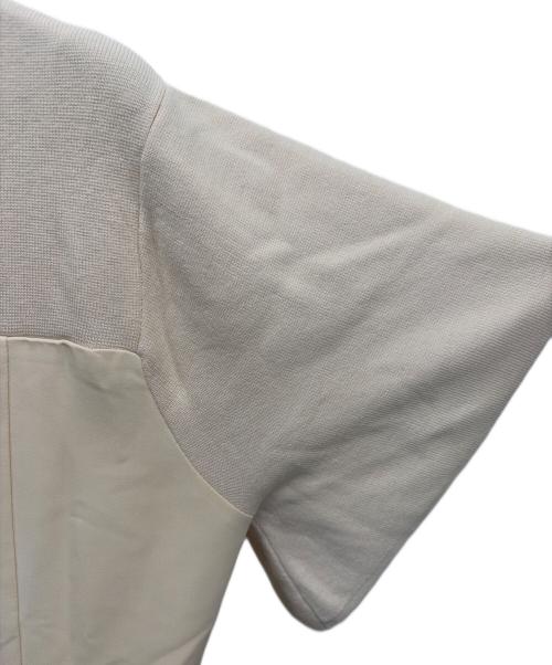acka（エーシーケーエー）acka (エーシーケーエー) 半袖ワンピース ベージュ サイズ:	SIZE 01 未使用品の古着・服飾アイテム