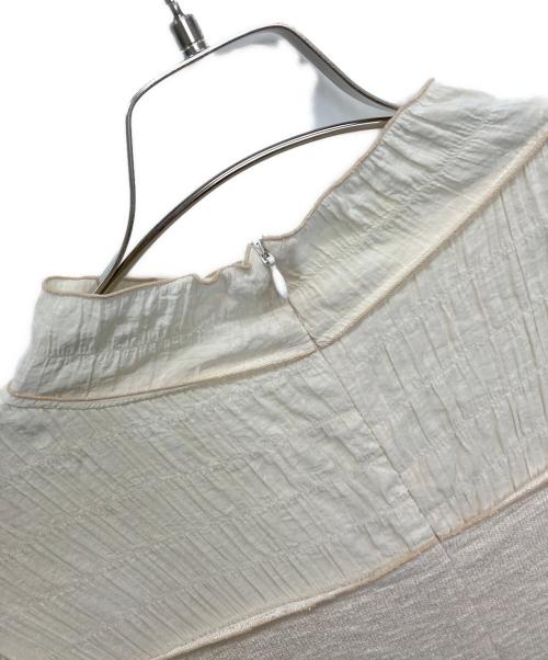 acka（エーシーケーエー）Acka (エーシーケーエー) 半袖ワンピース ベージュ サイズ:SIZE 01の古着・服飾アイテム