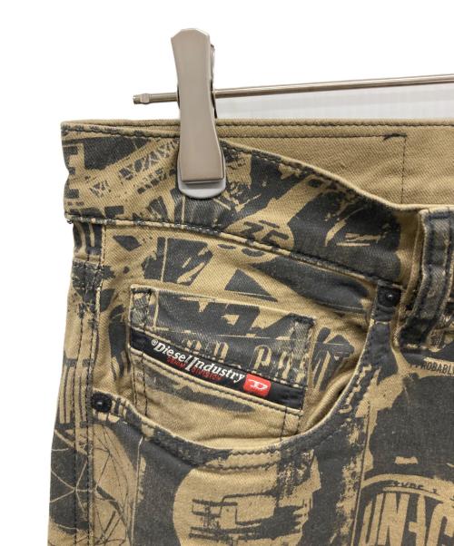 DIESEL（ディーゼル）DIESEL (ディーゼル) デニムパンツ ベージュ×ブラック サイズ:	SIZE 32の古着・服飾アイテム