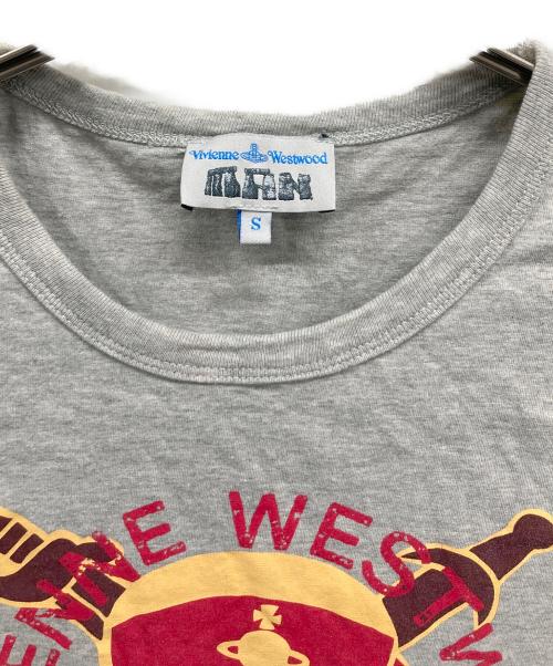 Vivienne Westwood man（ヴィヴィアン ウェストウッド マン）Vivienne Westwood man (ヴィヴィアン ウェストウッド マン) 半袖Tシャツ グレー サイズ:Sの古着・服飾アイテム