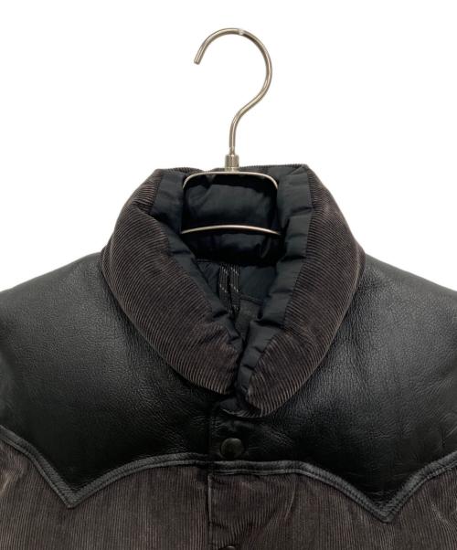 RockyMountainFeatherBed（ロッキーマウンテンフェザーベッド）RockyMountainFeatherBed (ロッキーマウンテンフェザーベッド) BEAMS (ビームス) ダウンベスト ブラウン サイズ:SIZE 38の古着・服飾アイテム