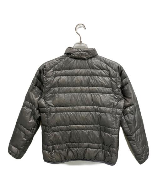 THE NORTH FACE（ザ ノース フェイス）THE NORTH FACE (ザ ノース フェイス) ダウンジャケット グレー サイズ:SIZE 不明の古着・服飾アイテム