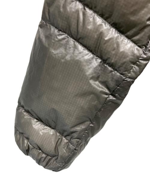 THE NORTH FACE（ザ ノース フェイス）THE NORTH FACE (ザ ノース フェイス) ダウンジャケット グレー サイズ:SIZE 不明の古着・服飾アイテム
