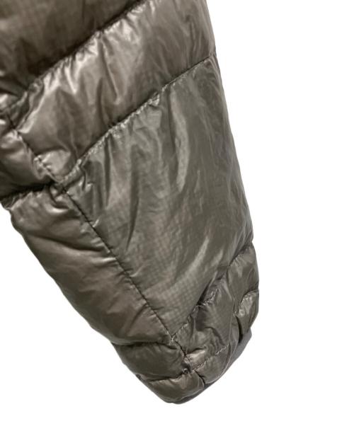 THE NORTH FACE（ザ ノース フェイス）THE NORTH FACE (ザ ノース フェイス) ダウンジャケット グレー サイズ:SIZE 不明の古着・服飾アイテム