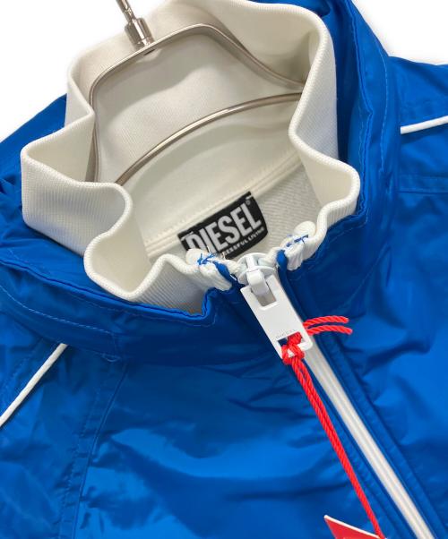 DIESEL（ディーゼル）DIESEL (ディーゼル) ナイロンレイヤードジャケット ブルー×ホワイト サイズ:SIZE S 未使用品の古着・服飾アイテム
