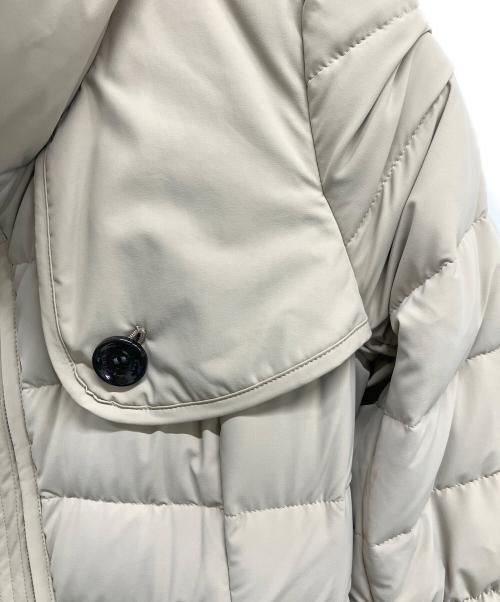 BURBERRY（バーバリー）BURBERRY (バーバリー) ダウンジャケット ベージュ サイズ:38の古着・服飾アイテム