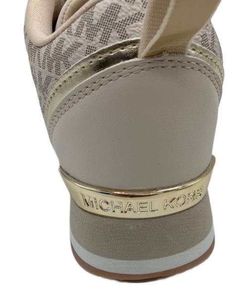 MICHAEL KORS（マイケルコース）MICHAEL KORS (マイケルコース) スニーカー ホワイト×グレー サイズ:23cmの古着・服飾アイテム