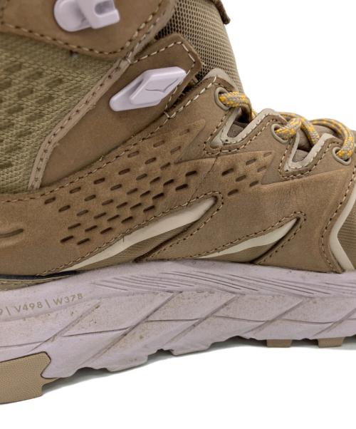 HOKA（ホカ）HOKA (ホカ) トレッキングシューズ ベージュ サイズ:24.5の古着・服飾アイテム