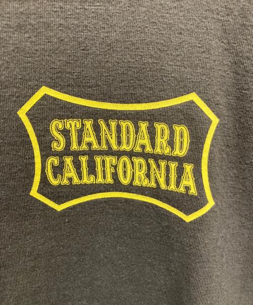 STANDARD CALIFORNIA（スタンダードカリフォルニア）STANDARD CALIFORNIA (スタンダードカリフォルニア) 半袖カットソー ブラウン サイズ:SIZE Mの古着・服飾アイテム
