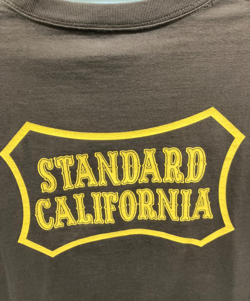 STANDARD CALIFORNIA（スタンダードカリフォルニア）STANDARD CALIFORNIA (スタンダードカリフォルニア) 半袖カットソー ブラウン サイズ:SIZE Mの古着・服飾アイテム